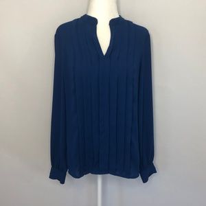 White House Black Market blue long sleeve blouse 2